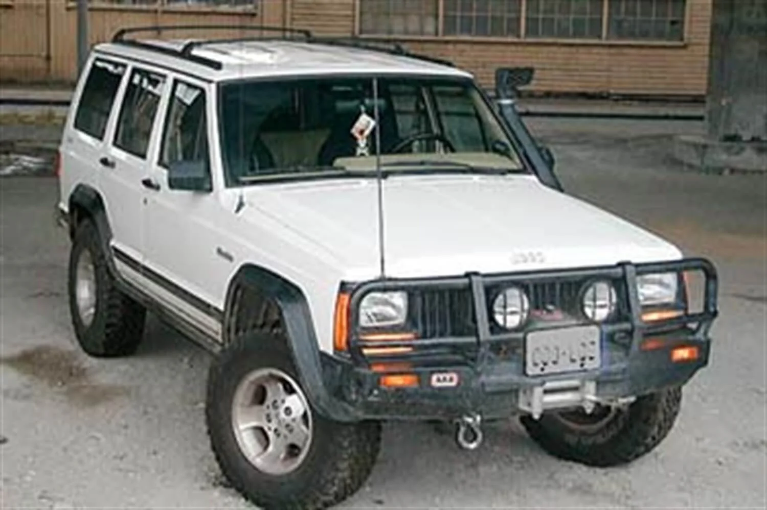 Winch Bumper w/Mounting Kit - Image 3