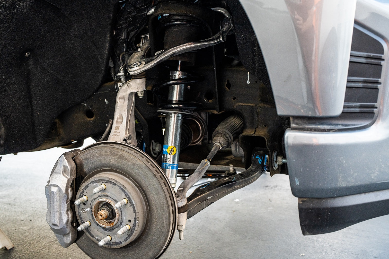Bilstein 5100 Assembled Shocks Set for 2007-2014 Chevrolet Suburban 1500 - Image 2