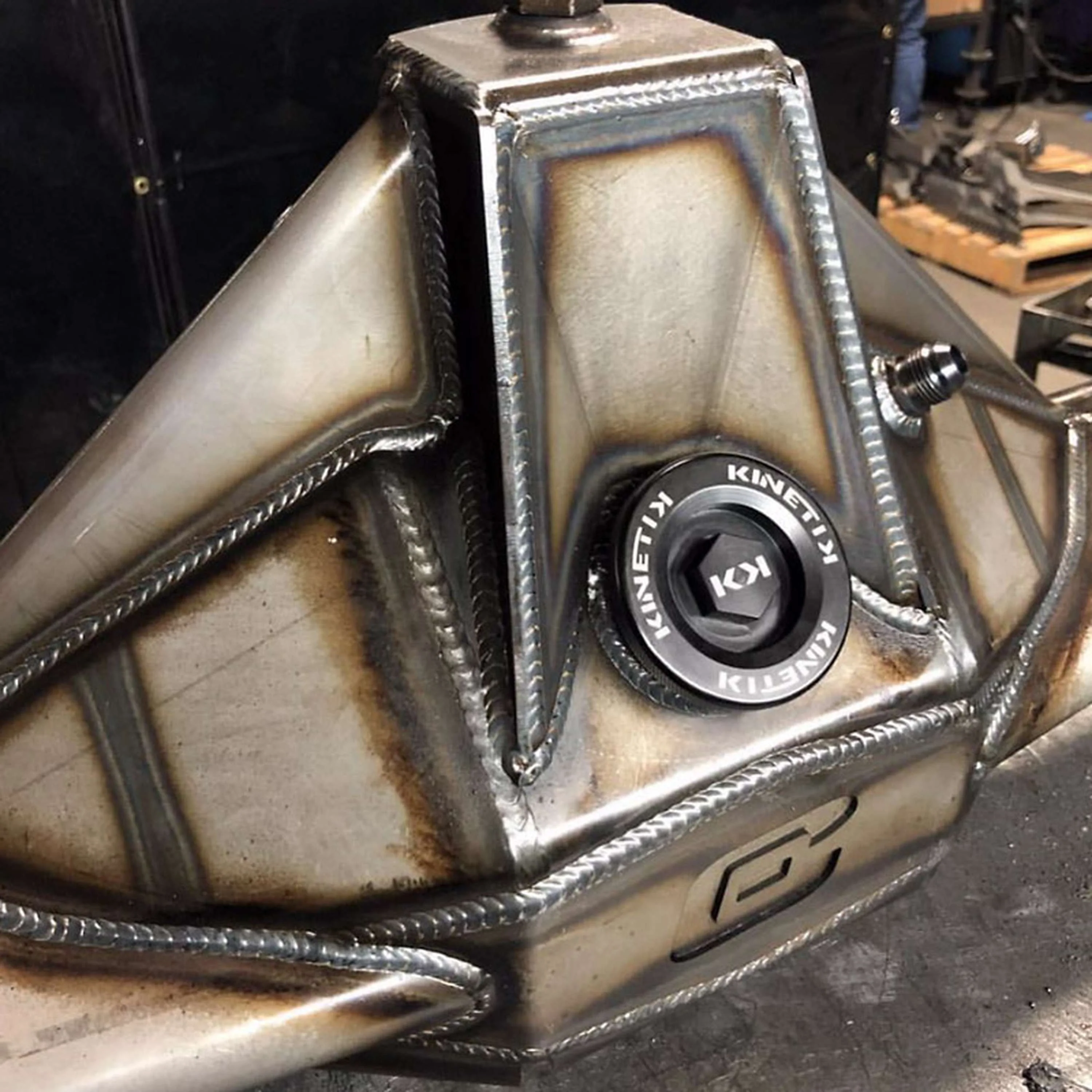 Camburg 3.50/4.00 Axle Housing -10 Vent - Image 3