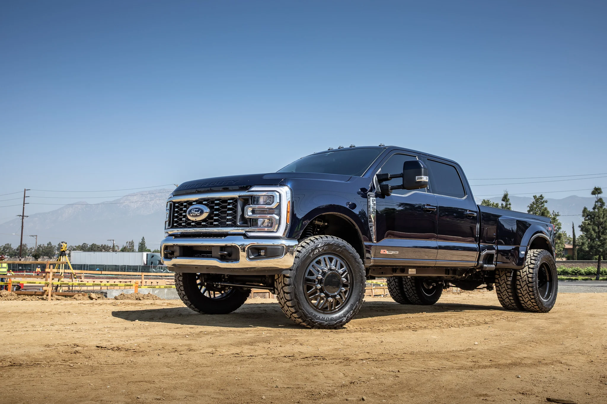 Icon 2.5-3" Stage 7 Coilover Conversion System w/Radius Arms Kit for 2023-2025 Ford F250 Super Duty Diesel - Image 2