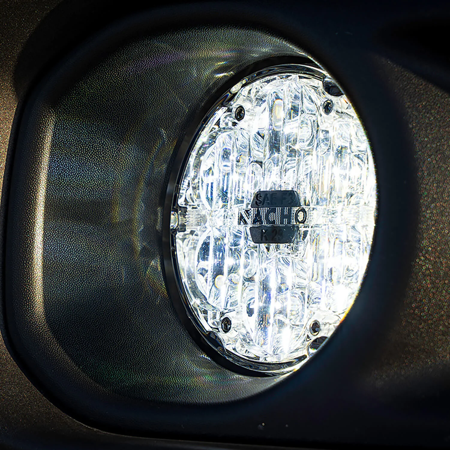 ARB NACHO SAE Only White Plug N Play Fog Light Kit - Image 3