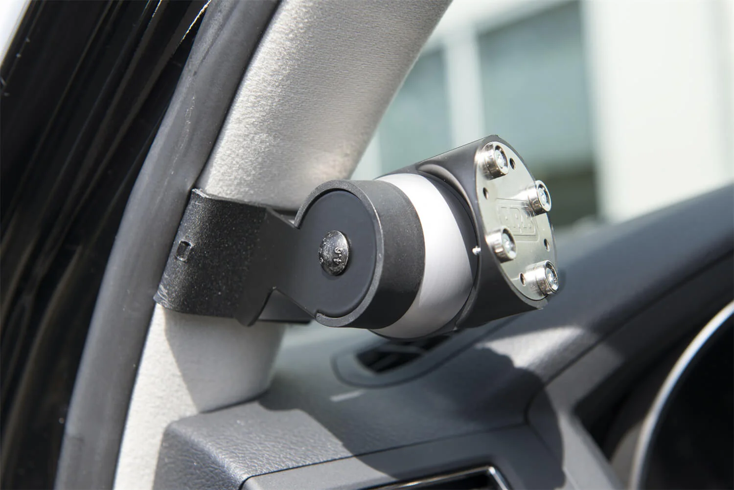 ARB LINX A-Pillar Bracket Kit - Image 3