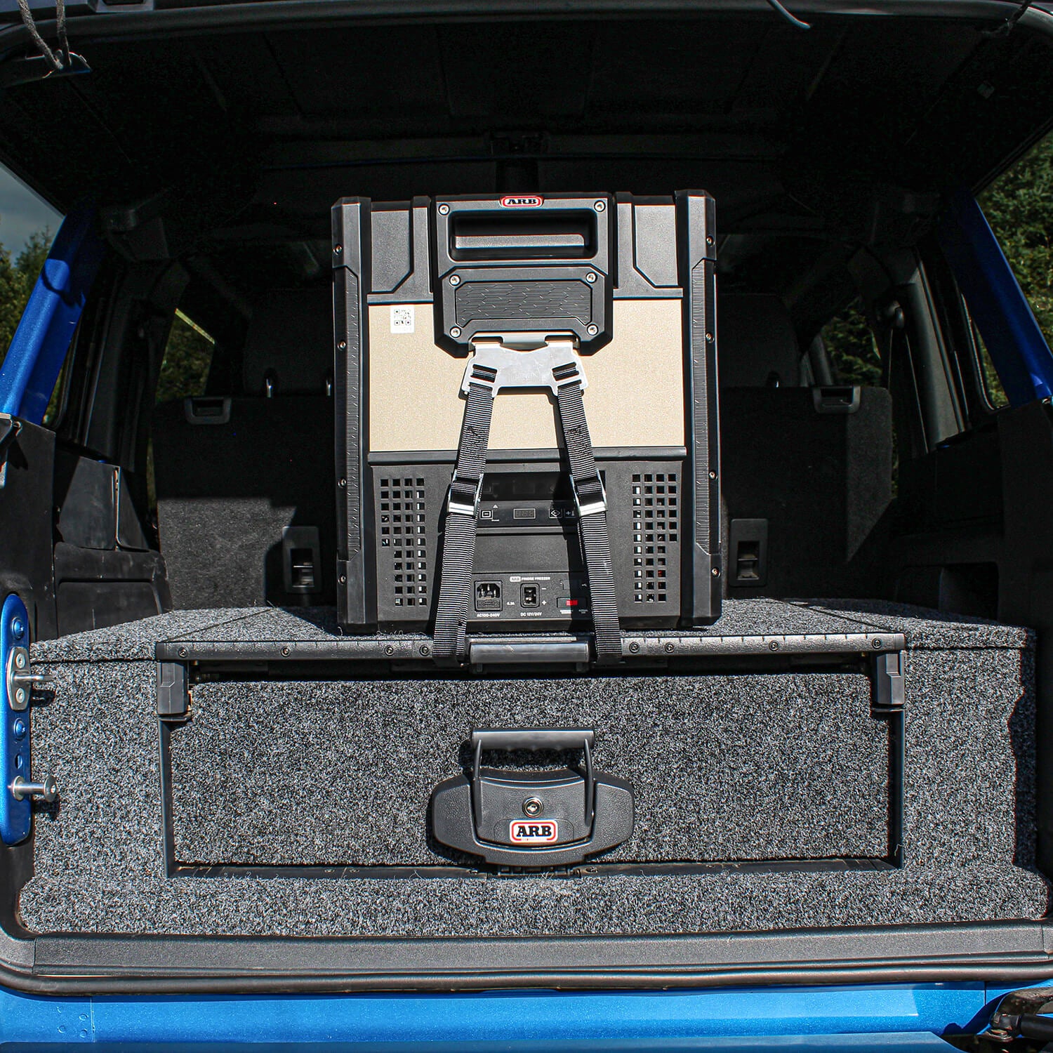 ARB Roller Drawer Fitting and Installation Kit - Image 4